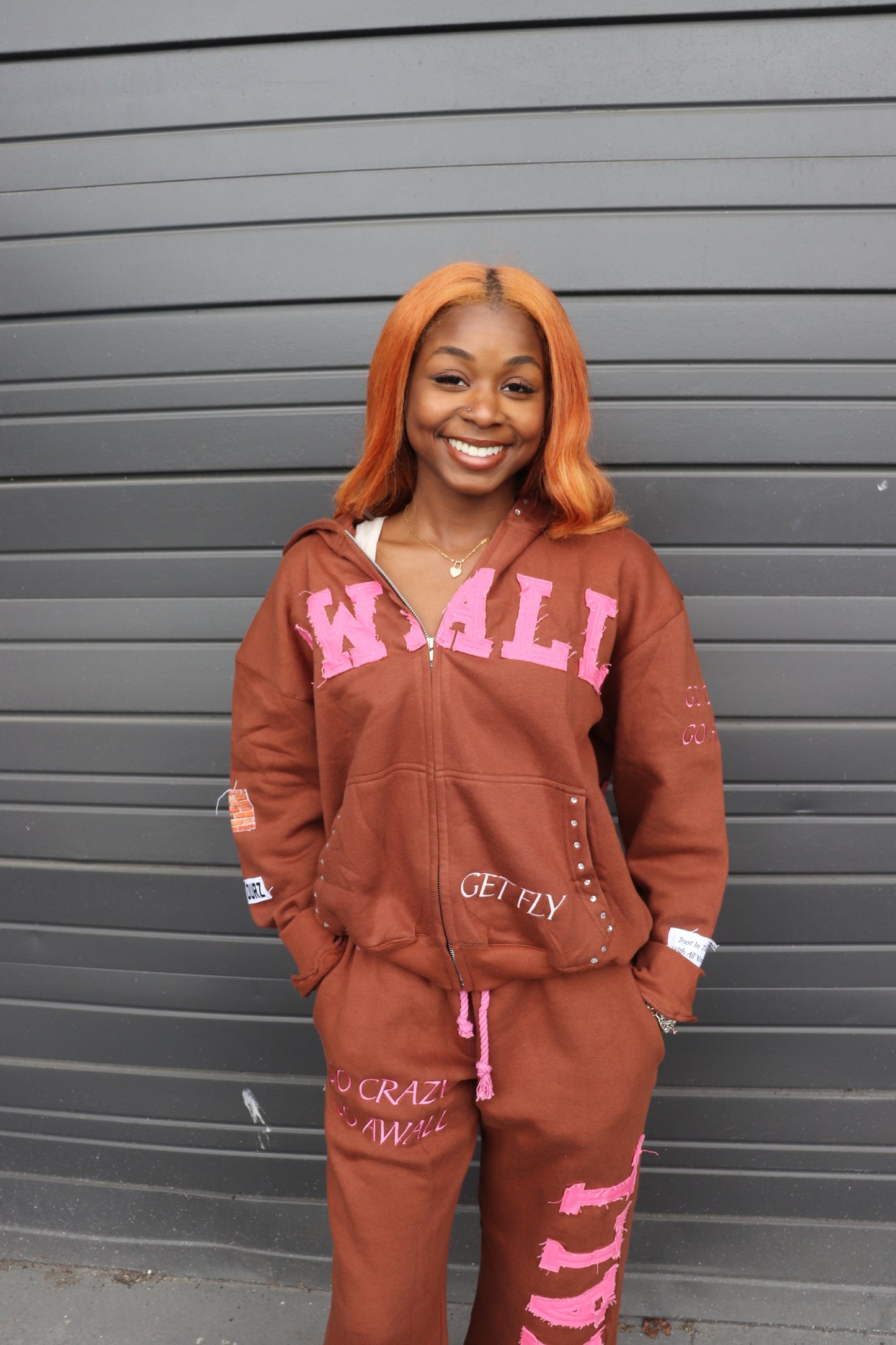 GO AWALL Sweatsuit (brown)