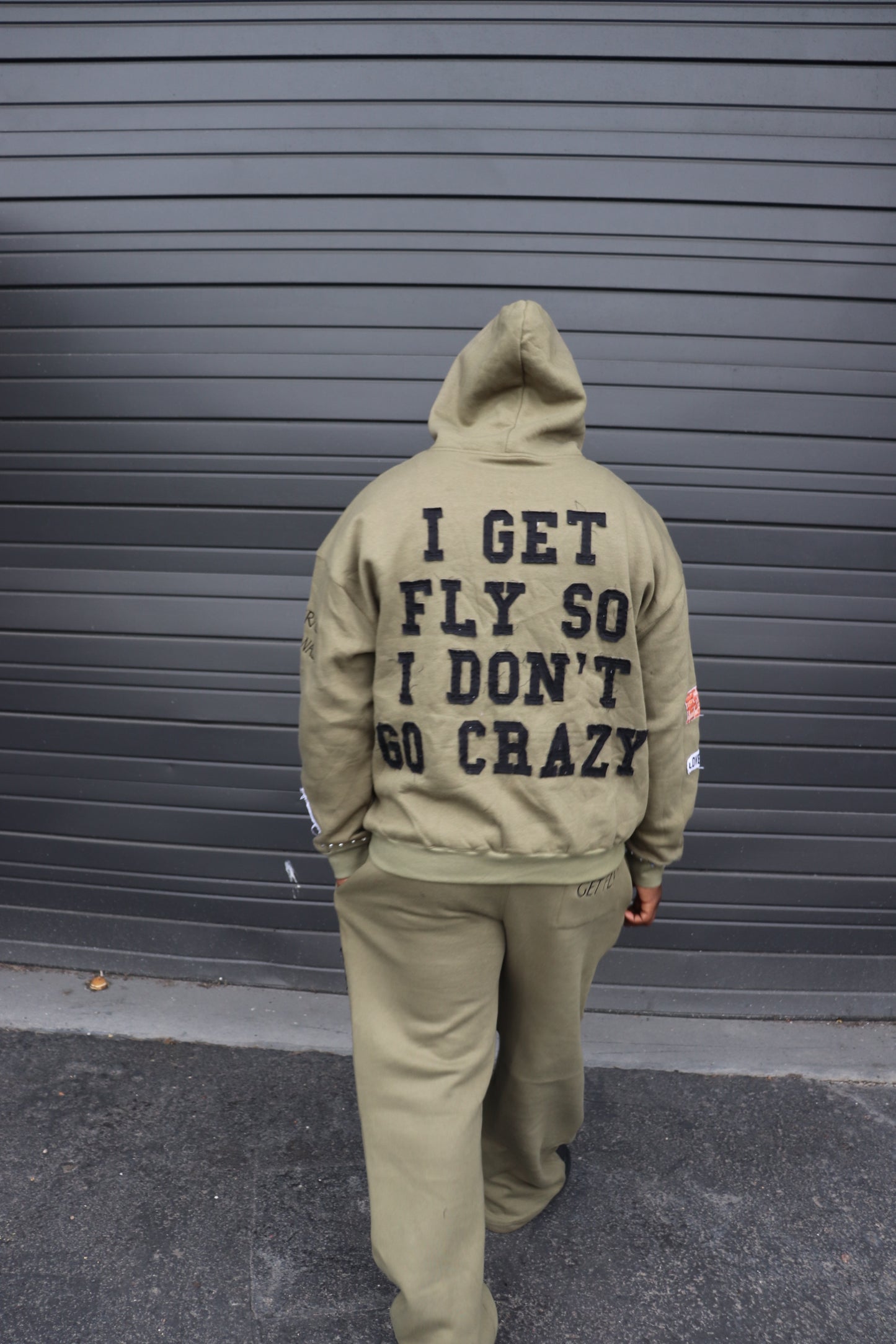 GO AWALL Sweatsuit (green)