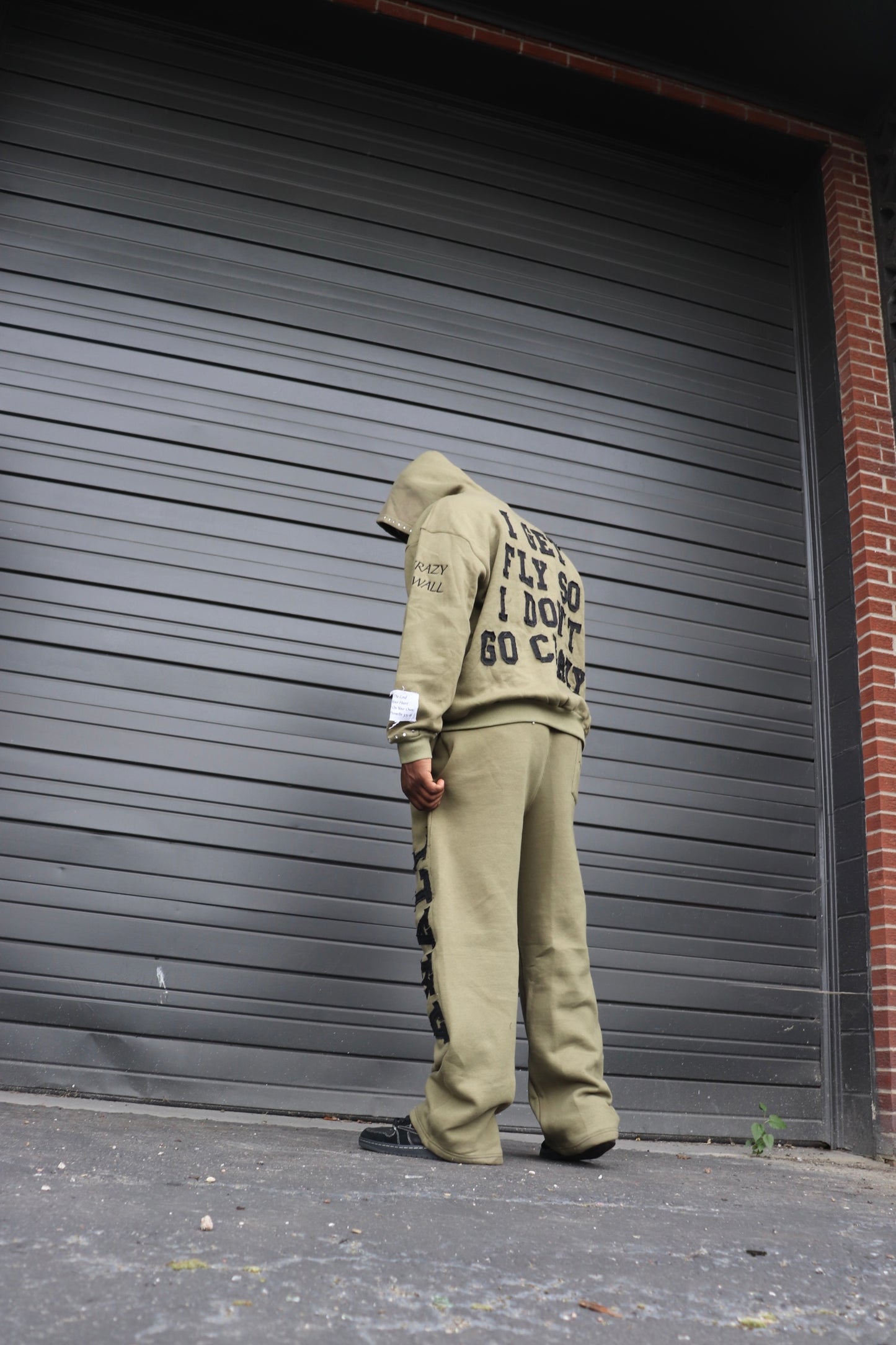 GO AWALL Sweatsuit (green)